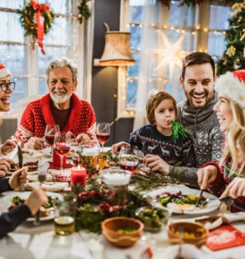 Mâncăruri tradiționale de Crăciun care afectează dinții – și alternative mai blânde